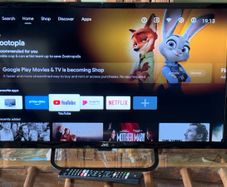 JVC 32-inch Full HD Smart TV