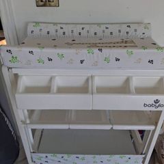 baby changing table