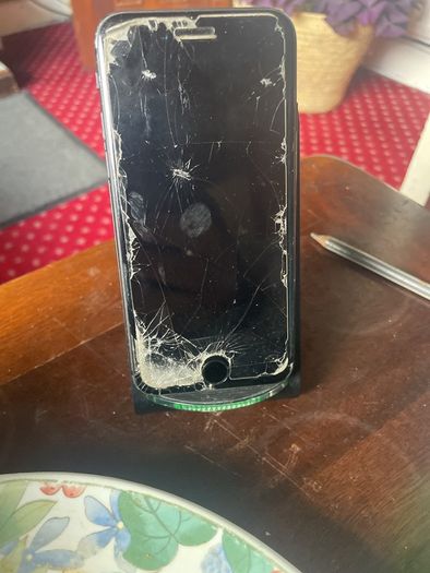 Mobile phone 8s