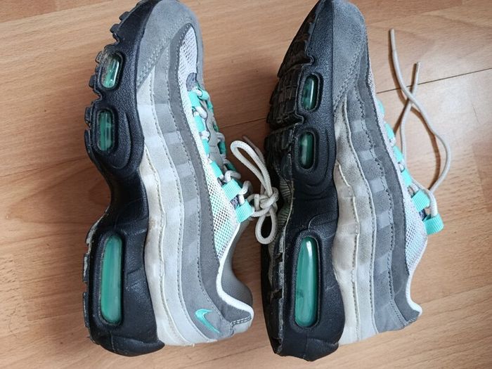 Nike Air Max 95 Hyper Turquoise Size UK 4