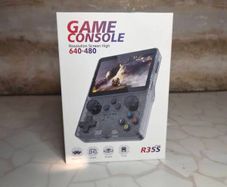 Retro R35S 64G Video Game Console Linux System 3.5 Inch IPS Screen R35s boxed