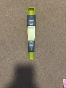 measuring spoon