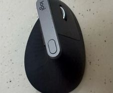 MX Vertical Logitech - Advanced Ergonomic Mouse