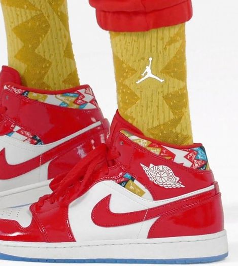 Air Jordan 1 Mid SE