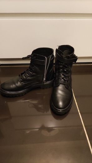 Chunky platform leather boots Mango