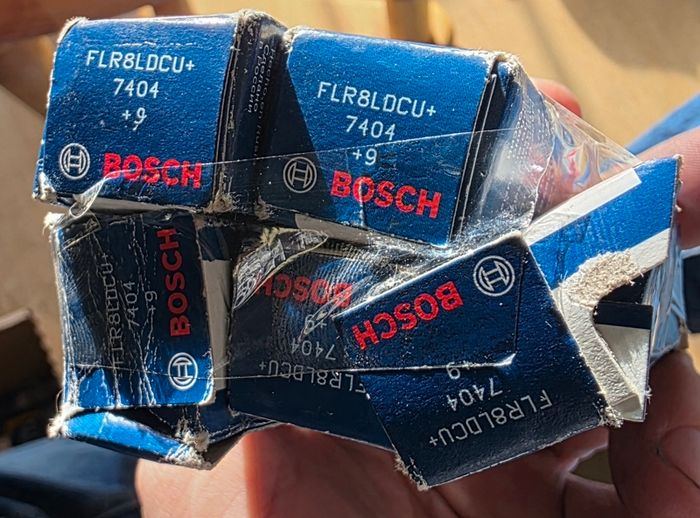 500+ Bosch Beru Spark Plugs JOT LOT