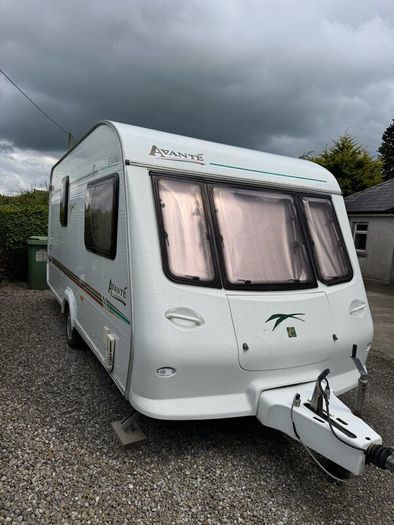 Elddis Avant caravan