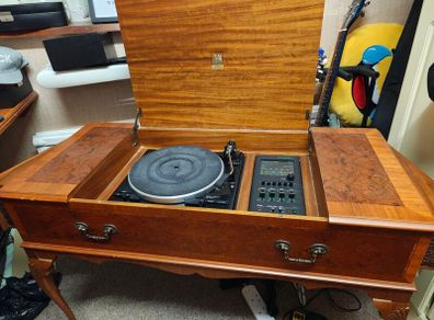 Dynatron record player