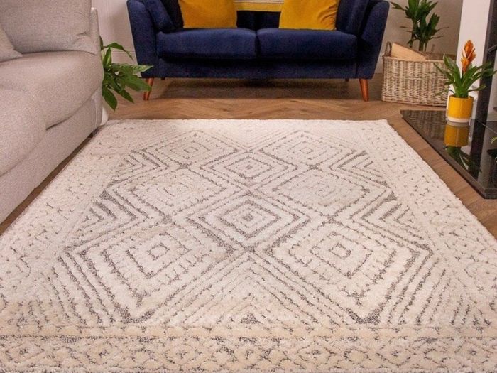 Natural Grey Cream Diamond Trellis Rug Soft Hi-Low Pile Living Room Carpet Geometric Bedroom Hallway Kitchen Area Rugs 80cm x 150cm (FREE POSTAGE)