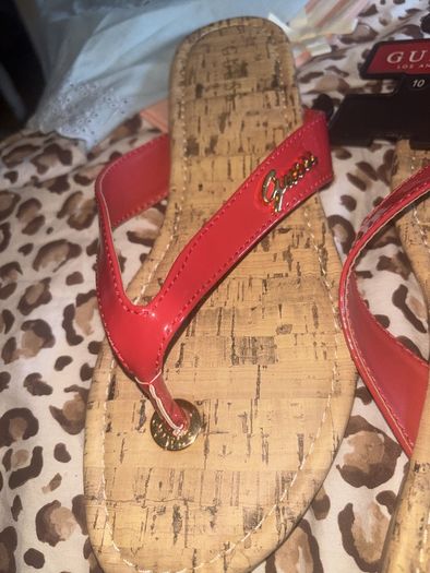 guess flip flops