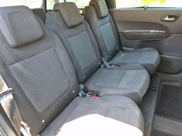 Peugeot 5008 7 Seater Diesel Car/ Estate