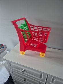 shopping trolly