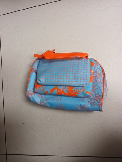 Set Of Matching  Make Up Bags X 3.  B.N.W.T