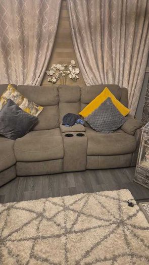 Corner sofa with recliner and 2-seater