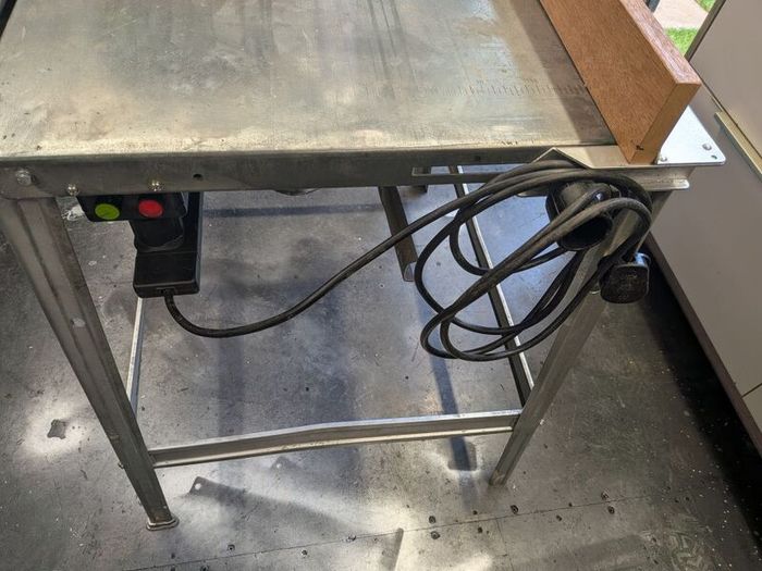 AEG table saw 220v