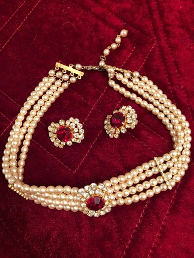 choker set