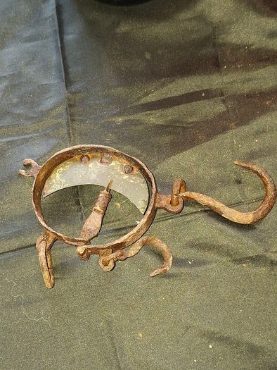 Antique Manchur or C balance scale, used by trappers hunters in the 19th century, Postage Available