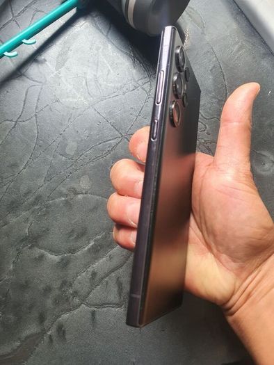 Samsung 23 ultra 256 gb