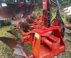 Kverneland plough