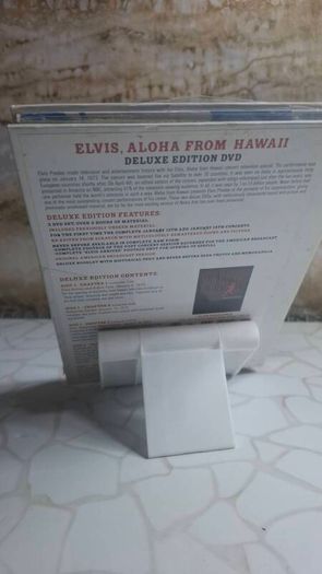 Elvis the Missing Years - Special Collector's Edition Aloha From Hawaii Elvis