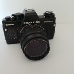 Praktica B200 electronic 35mm film SLR camera
