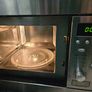 microwave oven integrated Image 4