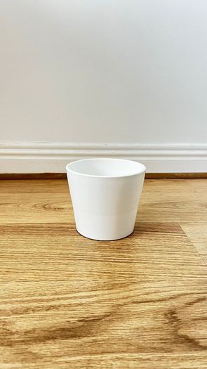 White Ceramic Plant Pot 9 cm
