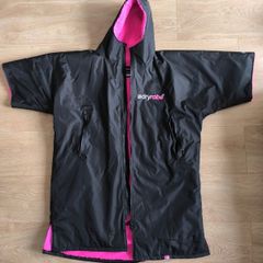 Swimming jacket Dryrobe Advance Black Pink Changing Robe Size M Waterproof Hooded Outdoor Coat