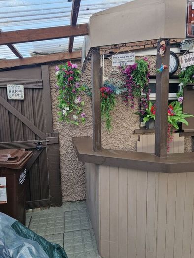 Garden Bar