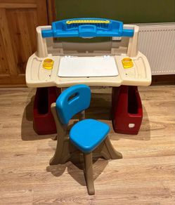 Child's Desk - Step2 Art Activity Desk Deluxe