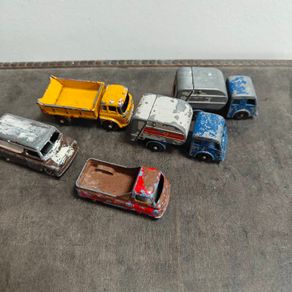 5 x old Matchbox Lesney Playworn Commercial vehicles
