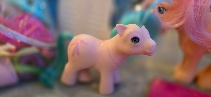 Pretty Parlour 1982 Complete (no box) with Peachy and Twinkles the Cat MLP G1 My Little Pony Accessories Playset