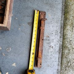 Door bolt latch