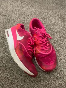 nike trainers