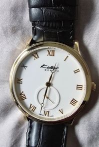 men watch