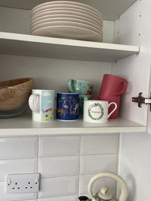 mugs