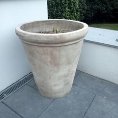 Garden pots