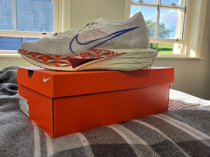 Nike Vaporfly 3 - Size 12