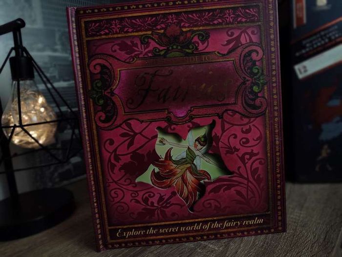 A Field Guide To Fairies ! Beautiful Pop-up Book ! Hardcover ! 2009 ! by Kingfisher !