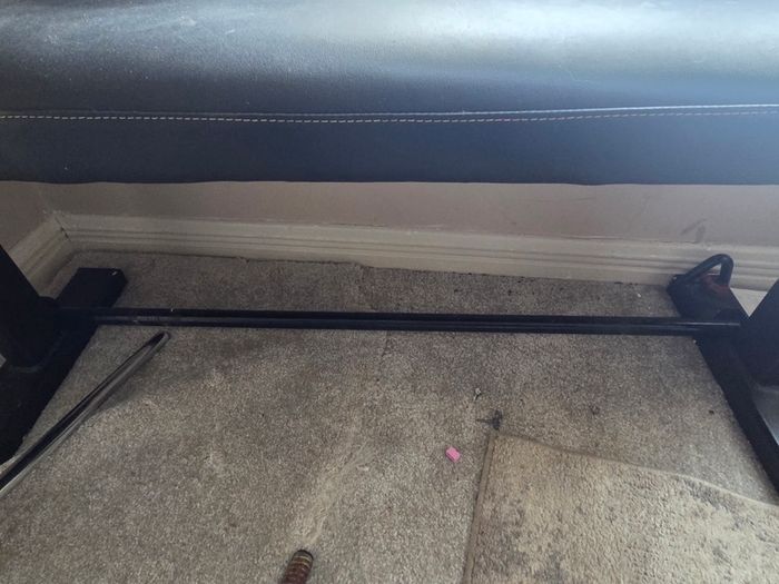Weight bench with pull bar