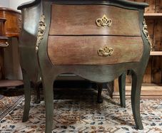 FLASH SALE ! Was 350 now 300 !! Stylishly Painted Bombe Chest of Drawers