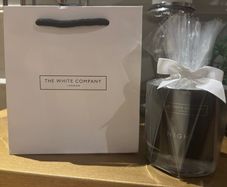 The White Company 2 wick candle