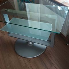 Swivel TV stand