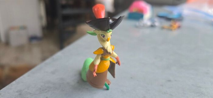Captain Celaneo HTF mini figure 2.5inch G4 My Little Pony Movie