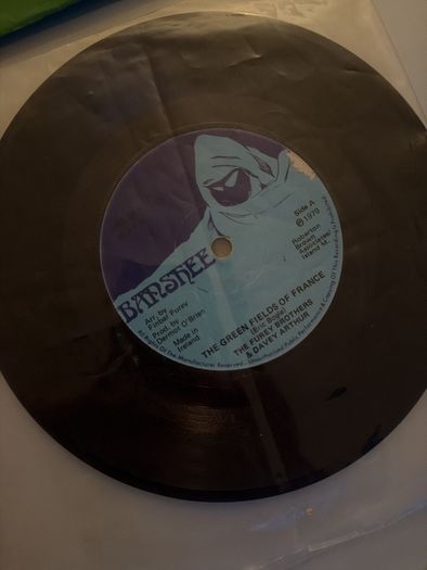 Collection of vinyl 7" 45's
