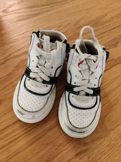 Clarks Fawn Peak Toddler Trainers