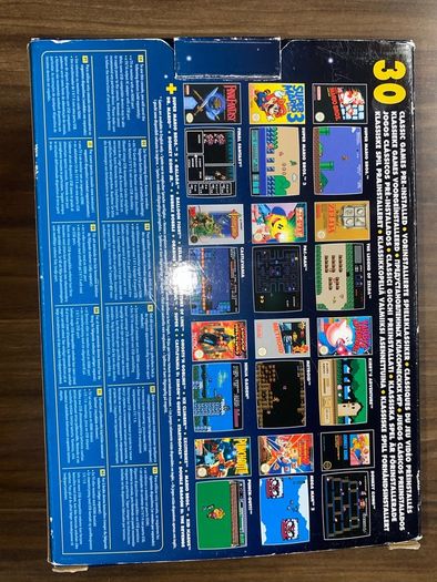 NES Classic boxed 1 controller