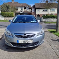 Opel Astra 2011