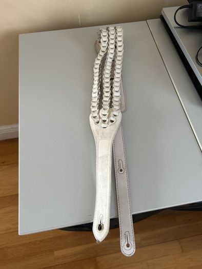 guitar strap
