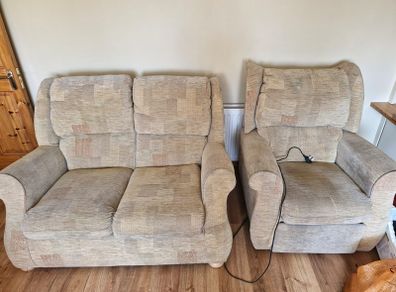 Couch and 2 x Single Seaters
